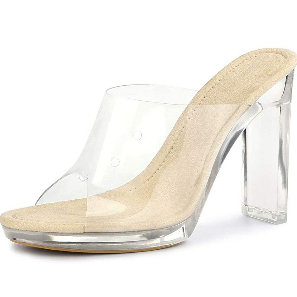 Sandalias transparentes these shoes run sm  but fit 7 1/2